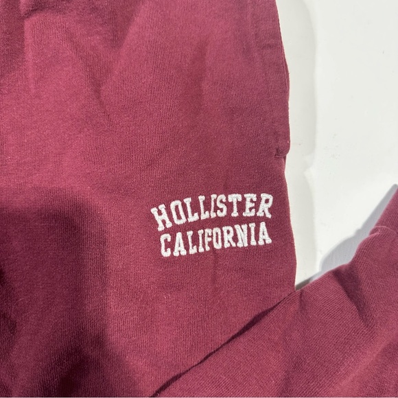 Hollister Burgundy ultra high-rise sweatpants size small - Picture 1 of 3